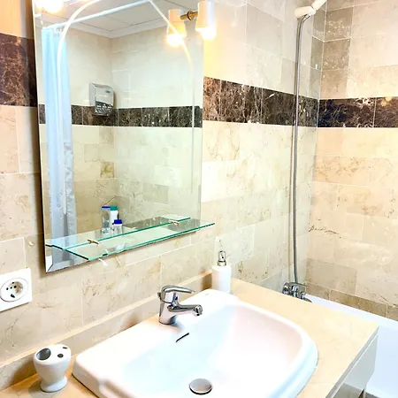 Heavenly Homes 73 Апартаменты